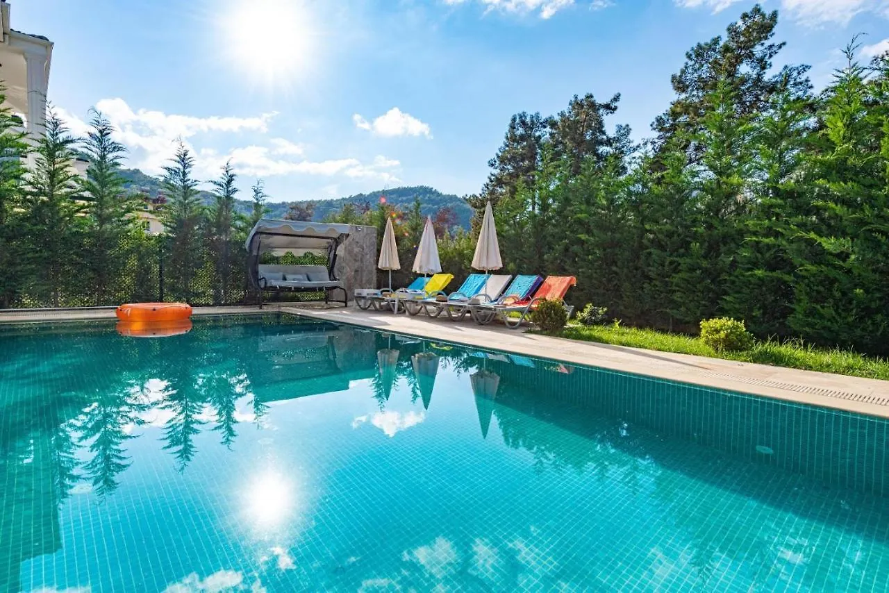 4 Bedroom Holiday Villa In Hisaroenue Oeluedeniz- Gold Rose Φετιγιέ Τουρκία
