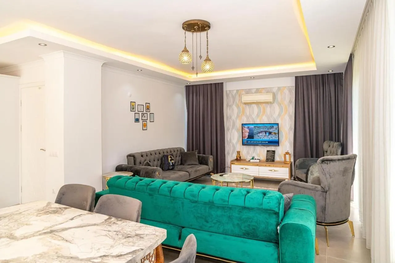 4 Bedroom Holiday Villa In Hisaroenue Oeluedeniz- Gold Rose Φετιγιέ