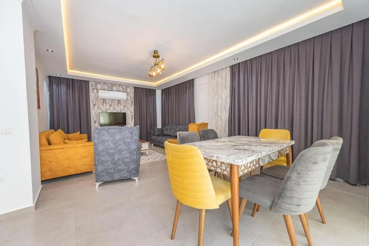4 Bedroom Holiday Villa In Hisaroenue Oeluedeniz- Gold Rose Fethiye